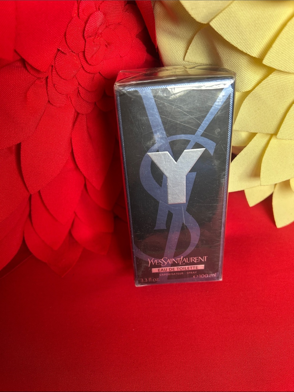 🎄Yves Saint Laurent Men Other Eau de Toilette in Black and Silver Packaging